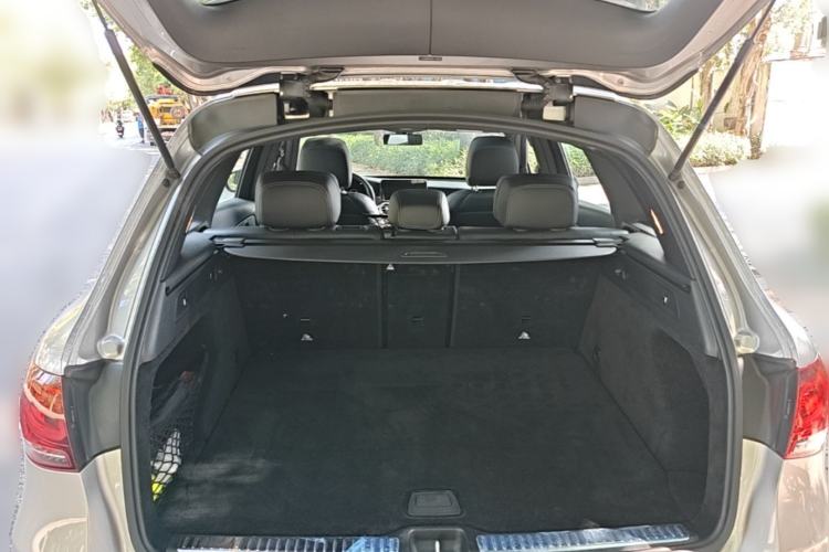 Used Mercedes-Benz GLC 2021 GLC 260 L 4MATIC Dynamic Edition Trunk