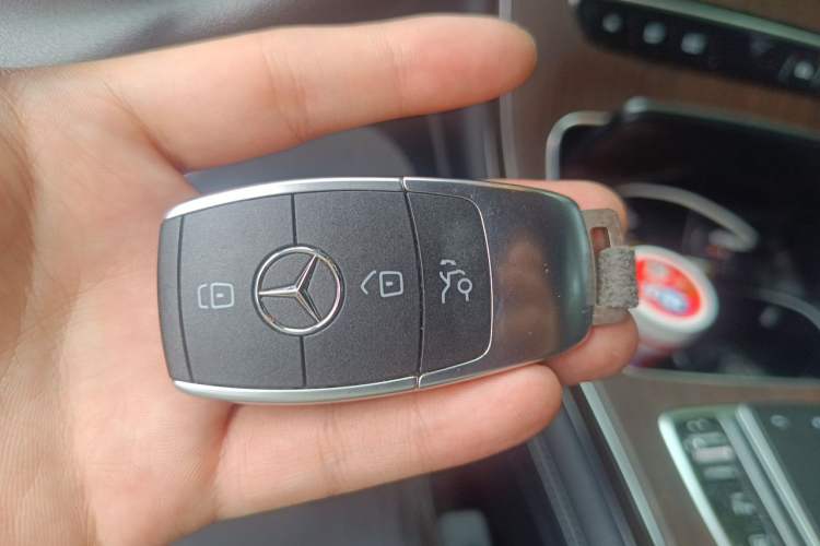 Used Mercedes-Benz GLC 2021 GLC 300 L 4MATIC Dynamic Model Vehicle Key