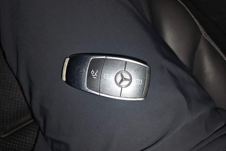 Used Mercedes-Benz GLC 2021 GLC 260 L 4MATIC Dynamic Edition Vehicle Key