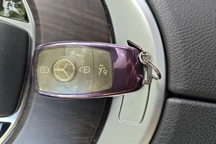 Used Mercedes-Benz GLC 2021 GLC 260 L 4MATIC Dynamic Edition Vehicle Key