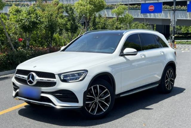 Ojetý Mercedes-Benz GLC 2021 GLC 300 L 4MATIC Dynamic Model