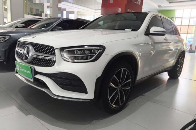 Ojetý Mercedes-Benz GLC 2021 GLC 260 L 4MATIC Luxury Model