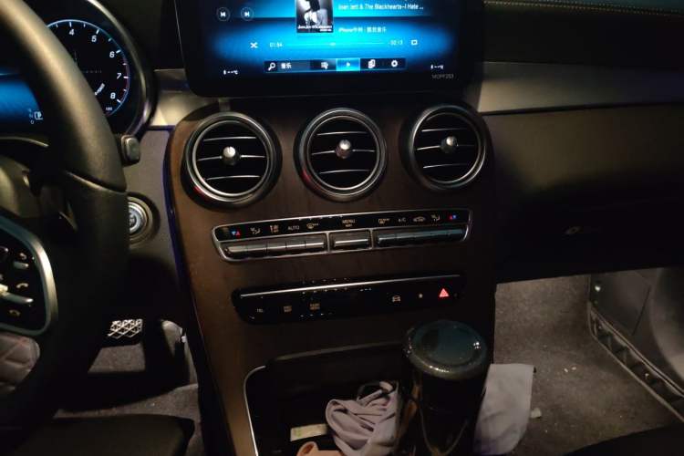 Used Mercedes-Benz GLC 2021 GLC 260 L 4MATIC Luxury Model Audio And AC Panel