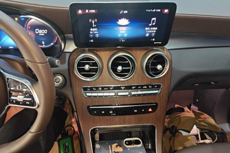 Used Mercedes-Benz GLC 2021 GLC 300 L 4MATIC Dynamic Model Audio And AC Panel