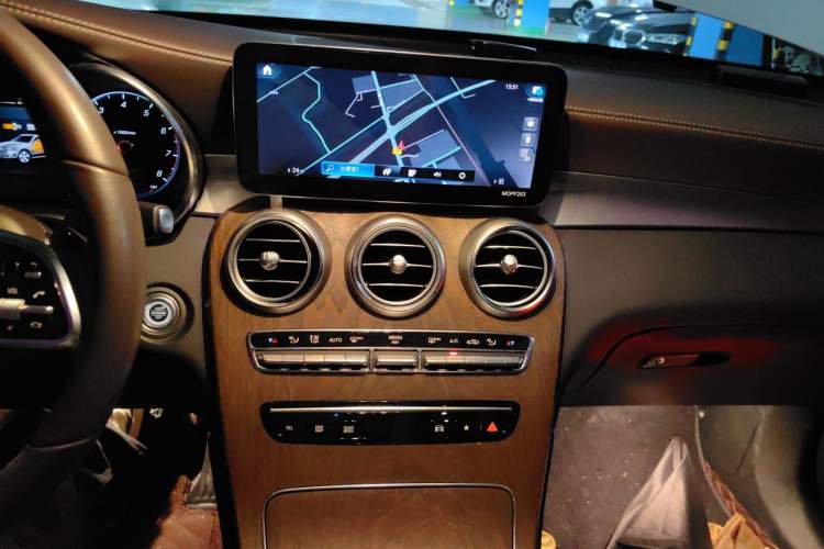 Used Mercedes-Benz GLC 2021 GLC 260 L 4MATIC Luxury Model Audio And AC Panel