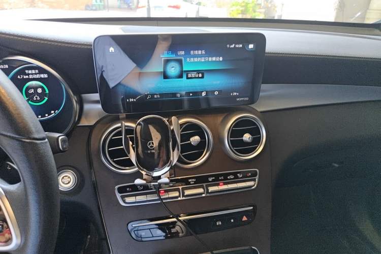 Used Mercedes-Benz GLC 2021 GLC 260 L 4MATIC Luxury Model Audio And AC Panel