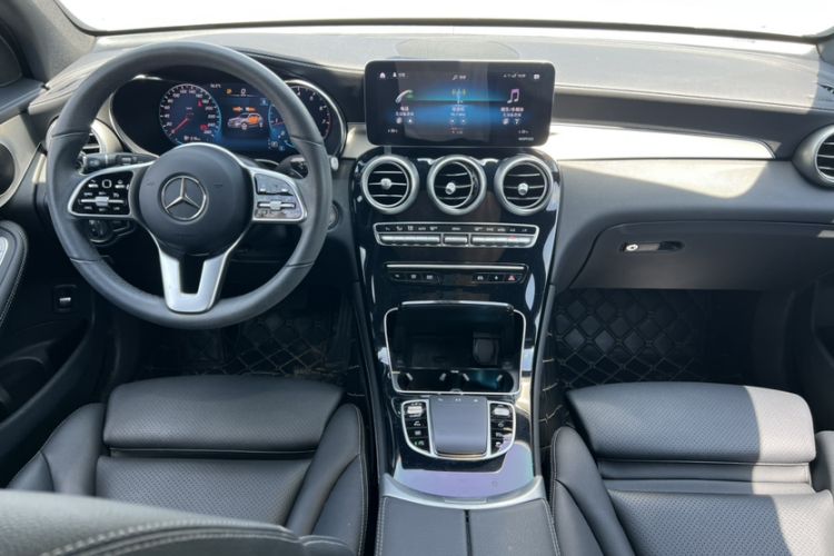 Used Mercedes-Benz GLC 2021 GLC 260 L 4MATIC Dynamic Edition Audio And AC Panel