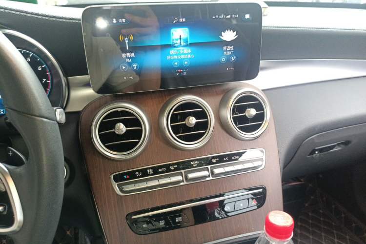 Used Mercedes-Benz GLC 2021 GLC 300 L 4MATIC Dynamic Model Audio And AC Panel