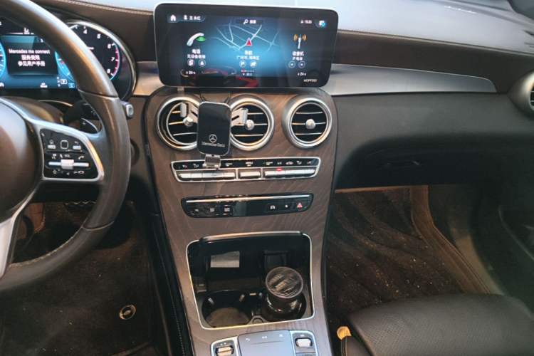 Used Mercedes-Benz GLC 2021 GLC 260 L 4MATIC Luxury Model Audio And AC Panel