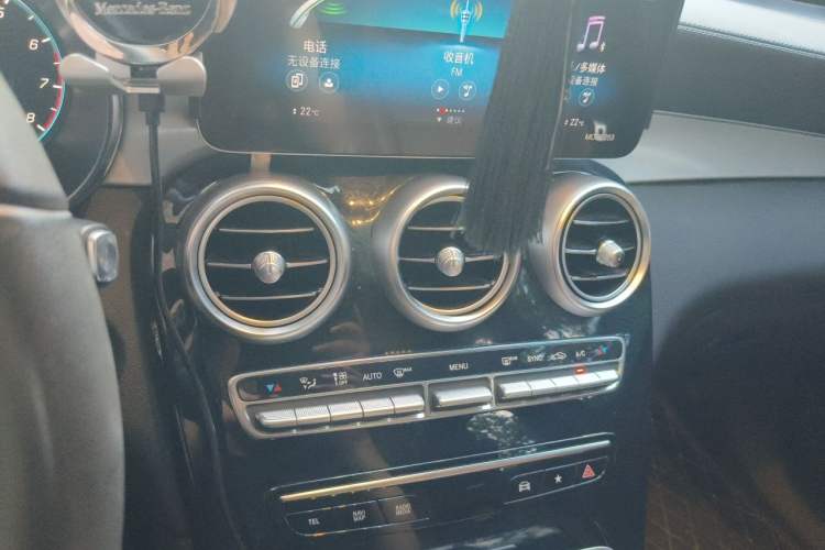 Used Mercedes-Benz GLC 2021 GLC 260 L 4MATIC Dynamic Edition Audio And AC Panel