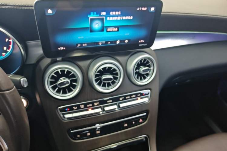Used Mercedes-Benz GLC 2021 GLC 260 L 4MATIC Dynamic Edition Audio And AC Panel