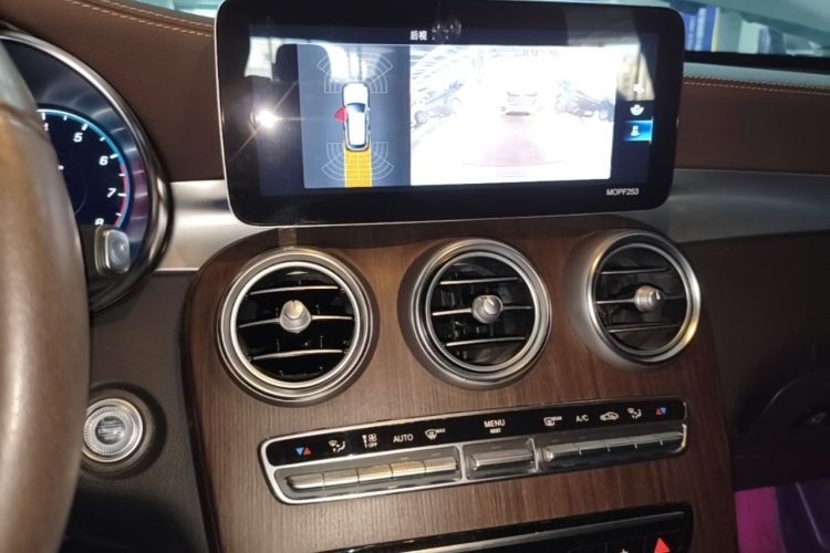 Used Mercedes-Benz GLC 2021 GLC 300 L 4MATIC Dynamic Model Audio And AC Panel