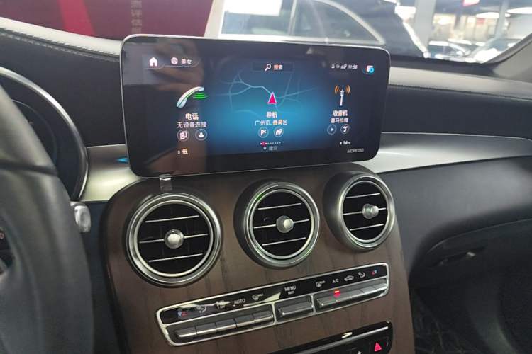 Used Mercedes-Benz GLC 2021 GLC 260 L 4MATIC Luxury Model Audio And AC Panel