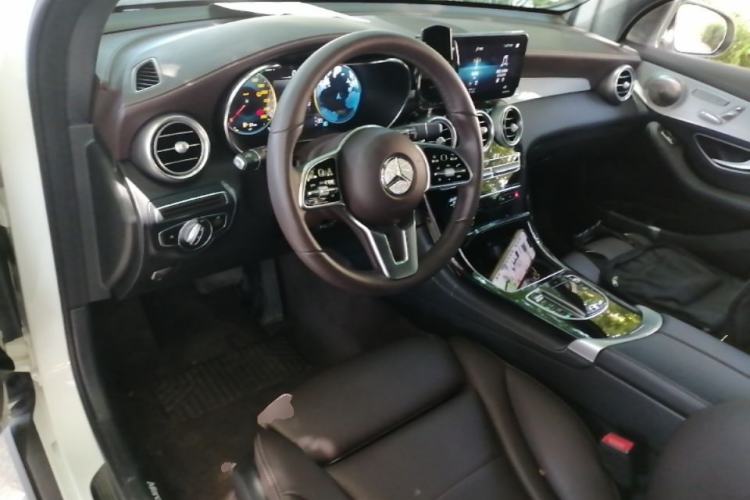 Used Mercedes-Benz GLC 2021 GLC 260 L 4MATIC Dynamic Edition Center Console