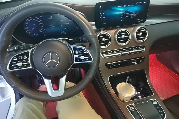 Used Mercedes-Benz GLC 2021 GLC 260 L 4MATIC Luxury Model Center Console