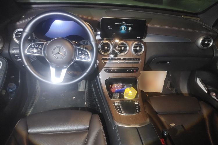 Used Mercedes-Benz GLC 2021 GLC 300 L 4MATIC Dynamic Model Center Console
