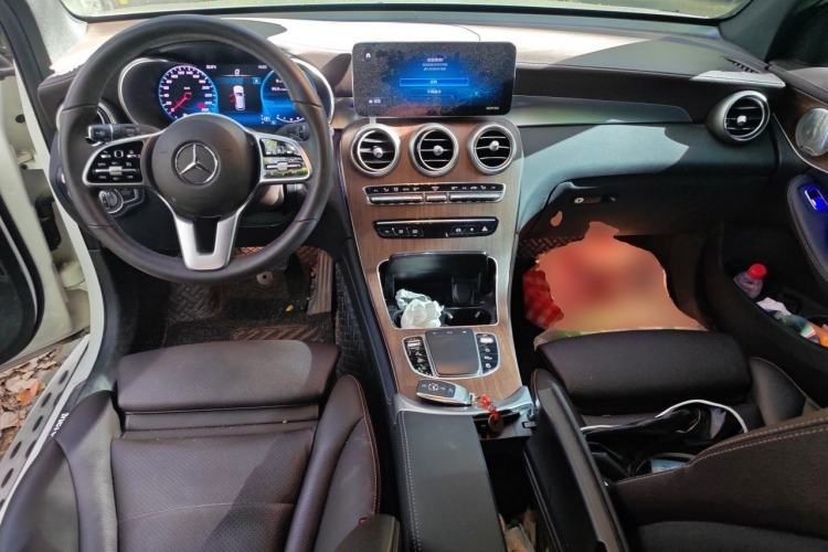 Used Mercedes-Benz GLC 2021 GLC 300 L 4MATIC Dynamic Model Center Console