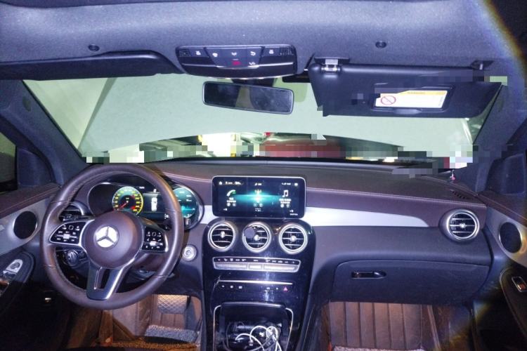 Used Mercedes-Benz GLC 2021 GLC 260 L 4MATIC Dynamic Edition Center Console