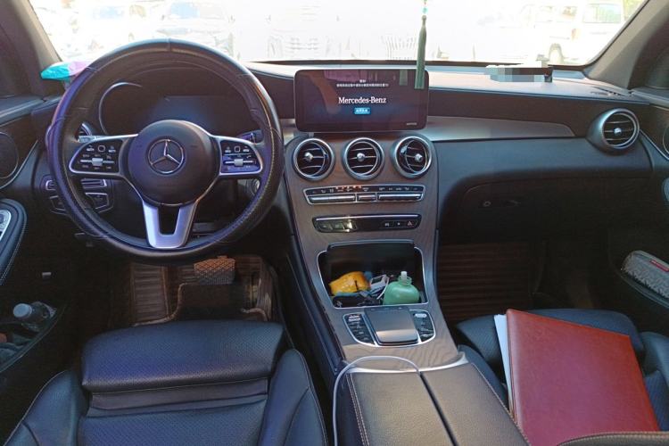 Used Mercedes-Benz GLC 2021 GLC 260 L 4MATIC Luxury Model Center Console