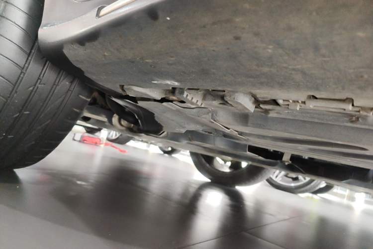 Used Mercedes-Benz GLC 2021 GLC 300 L 4MATIC Luxury Model Chassis Front Left