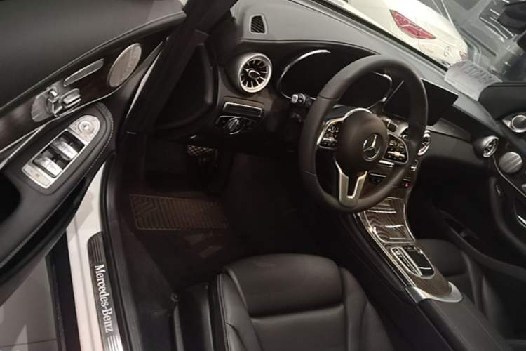 Used Mercedes-Benz GLC 2021 GLC 260 L 4MATIC Luxury Model Driver Seat