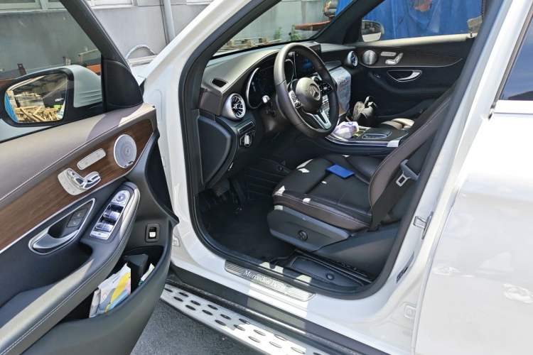 Used Mercedes-Benz GLC 2021 GLC 300 L 4MATIC Dynamic Model Driver Seat