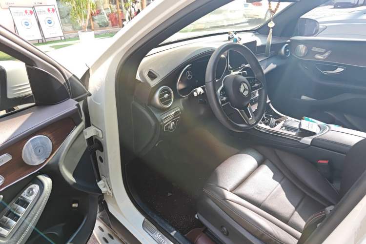 Used Mercedes-Benz GLC 2021 GLC 300 L 4MATIC Dynamic Model Driver Seat