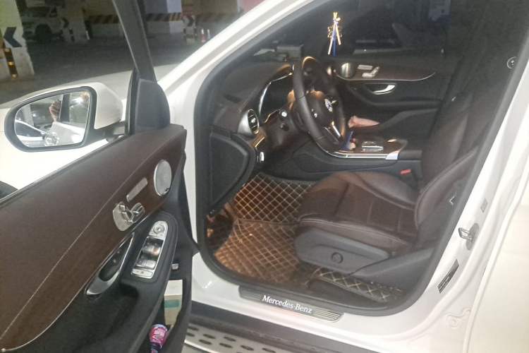 Used Mercedes-Benz GLC 2021 GLC 300 L 4MATIC Dynamic Model Driver Seat