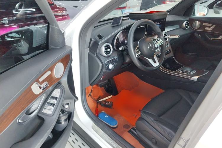 Used Mercedes-Benz GLC 2021 GLC 300 L 4MATIC Dynamic Model Driver Seat