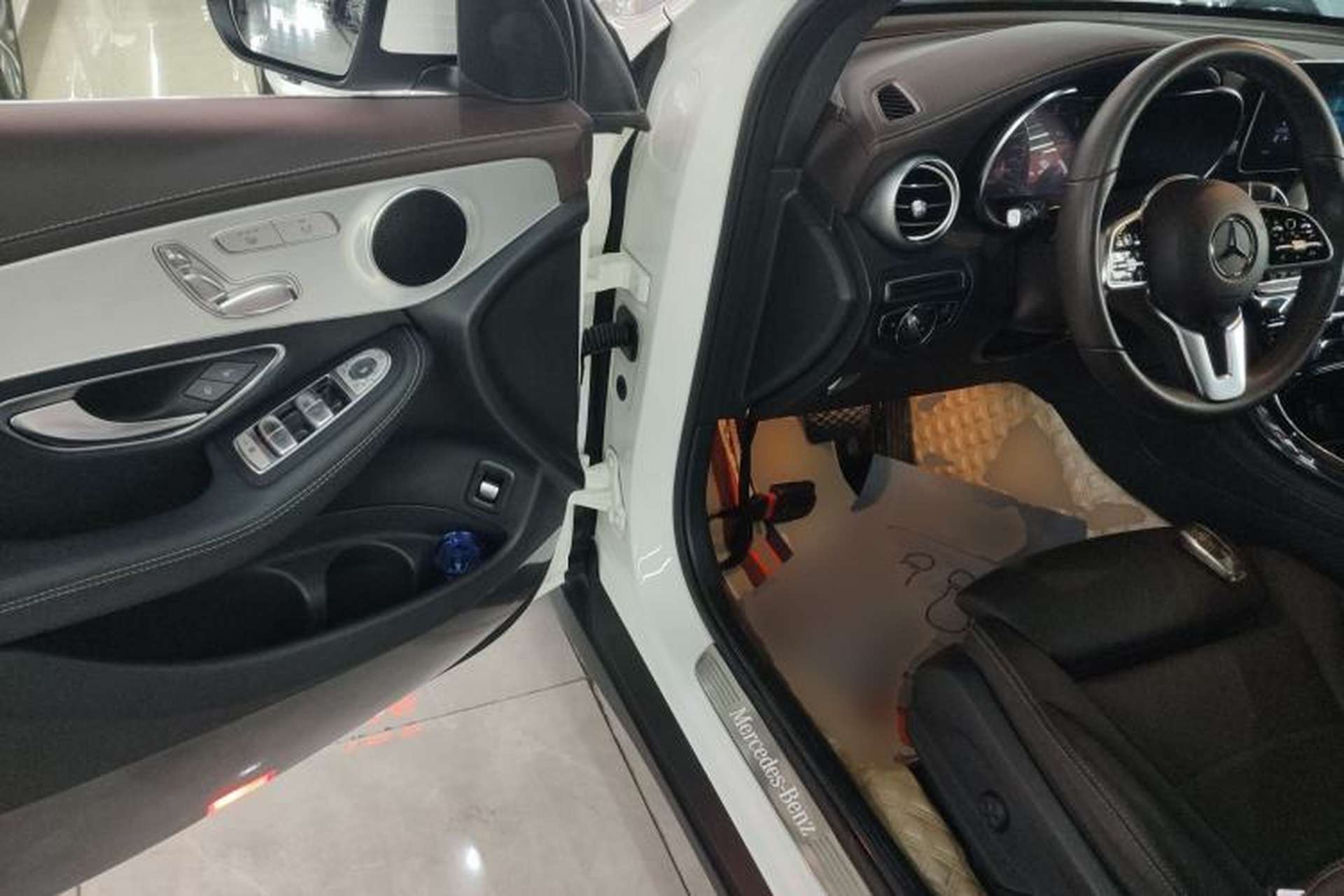 Used Mercedes-Benz GLC 2021 GLC 260 L 4MATIC Dynamic Edition Driver Seat