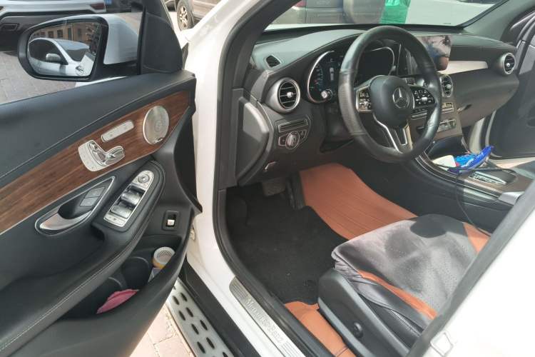 Used Mercedes-Benz GLC 2021 GLC 300 L 4MATIC Dynamic Model Driver Seat
