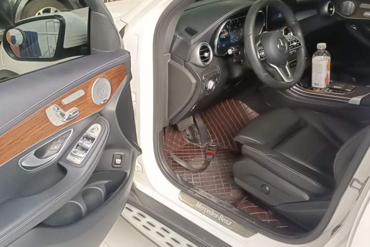 Used Mercedes-Benz GLC 2021 GLC 300 L 4MATIC Dynamic Model Driver Seat