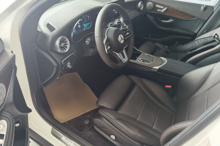 Used Mercedes-Benz GLC 2021 GLC 300 L 4MATIC Dynamic Model Driver Seat