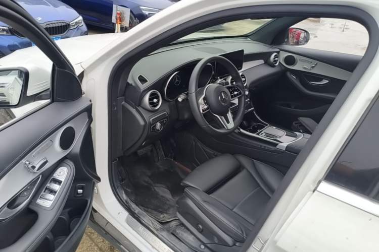Used Mercedes-Benz GLC 2021 GLC 260 L 4MATIC Dynamic Edition Driver Seat