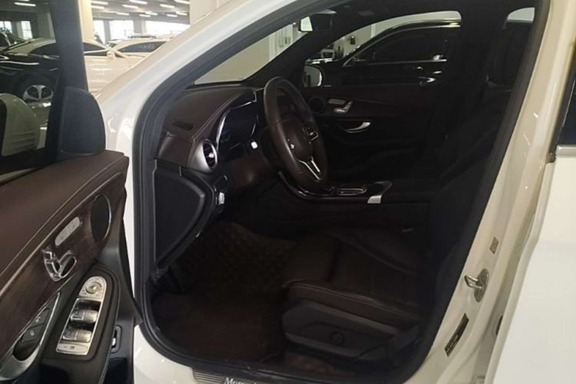 Used Mercedes-Benz GLC 2021 GLC 260 L 4MATIC Dynamic Edition Driver Seat