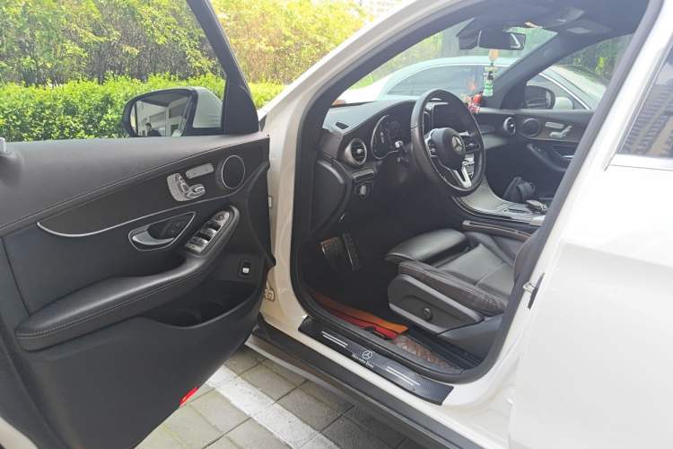 Used Mercedes-Benz GLC 2021 GLC 260 L 4MATIC Luxury Model Driver Seat