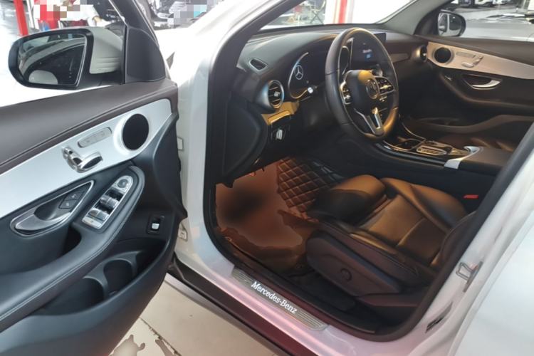 Used Mercedes-Benz GLC 2021 GLC 260 L 4MATIC Dynamic Edition Driver Seat