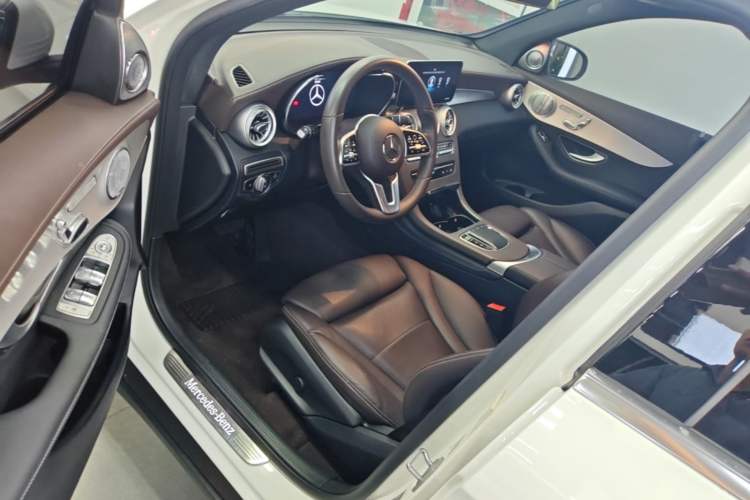 Used Mercedes-Benz GLC 2021 GLC 260 L 4MATIC Dynamic Edition Driver Seat
