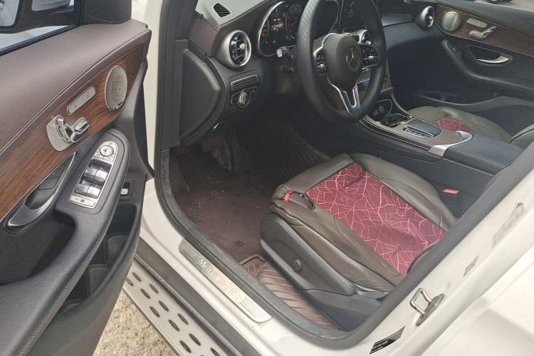 Used Mercedes-Benz GLC 2021 GLC 300 L 4MATIC Dynamic Model Driver Seat