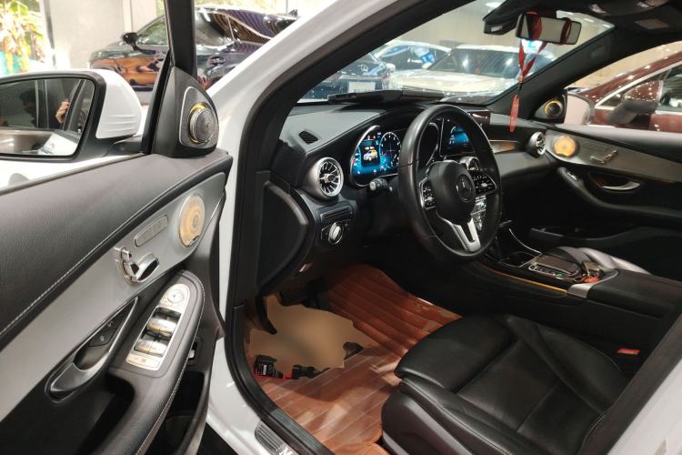 Used Mercedes-Benz GLC 2021 GLC 260 L 4MATIC Dynamic Edition Driver Seat