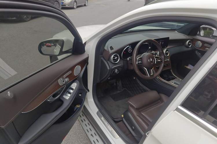 Used Mercedes-Benz GLC 2021 GLC 300 L 4MATIC Dynamic Model Driver Seat