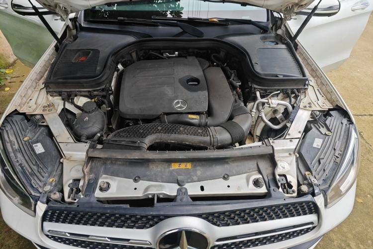 Used Mercedes-Benz GLC 2021 GLC 300 L 4MATIC Dynamic Model Engine Bay