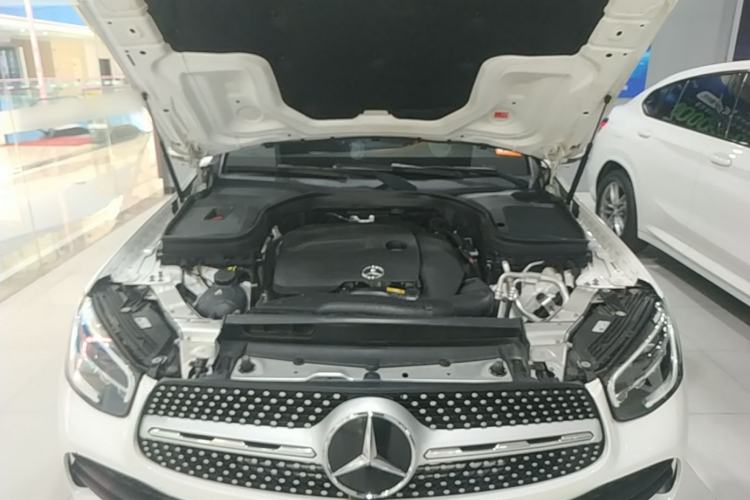 Used Mercedes-Benz GLC 2021 GLC 300 L 4MATIC Dynamic Model Engine Bay