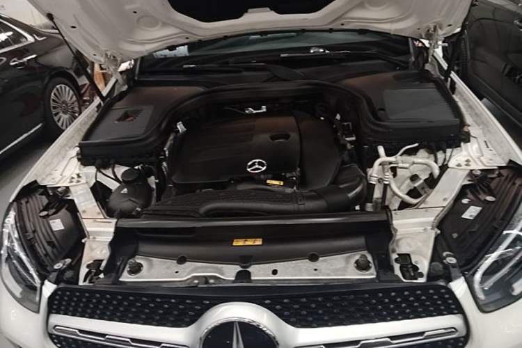 Used Mercedes-Benz GLC 2021 GLC 260 L 4MATIC Luxury Model Engine Bay