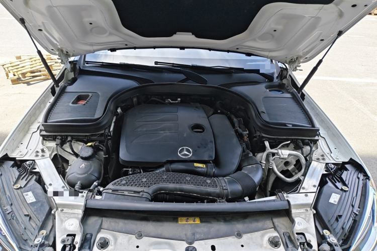 Used Mercedes-Benz GLC 2021 GLC 300 L 4MATIC Dynamic Model Engine Bay