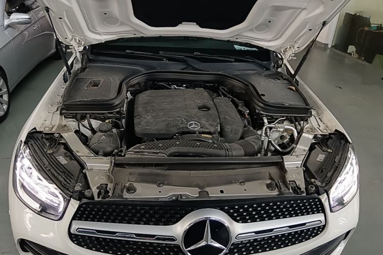 Used Mercedes-Benz GLC 2021 GLC 300 L 4MATIC Dynamic Model Engine Bay