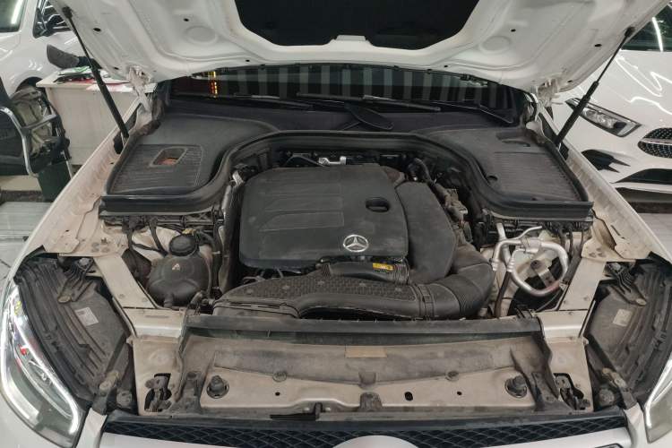 Used Mercedes-Benz GLC 2021 GLC 260 L 4MATIC Dynamic Edition Engine Bay