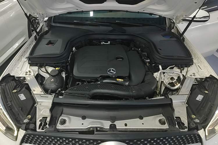 Used Mercedes-Benz GLC 2021 GLC 260 L 4MATIC Luxury Model Engine Bay