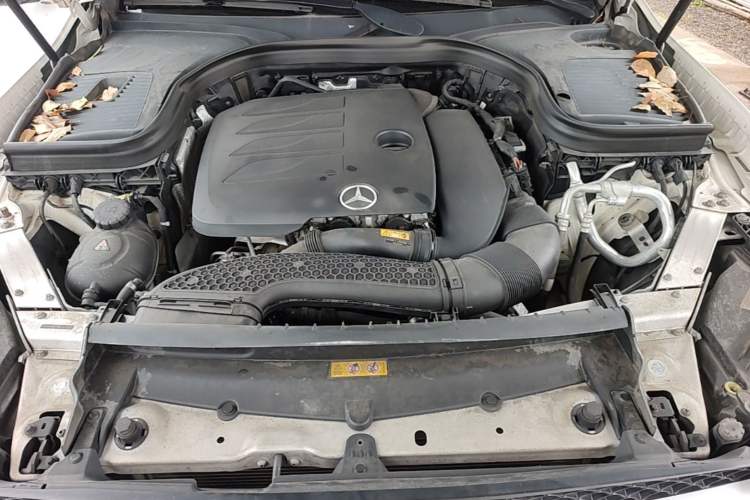 Used Mercedes-Benz GLC 2021 GLC 260 L 4MATIC Dynamic Edition Engine Bay