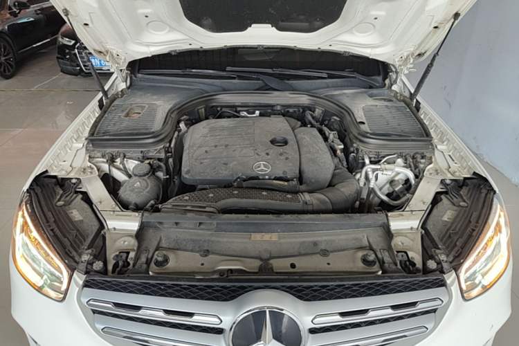 Used Mercedes-Benz GLC 2021 GLC 260 L 4MATIC Dynamic Edition Engine Bay